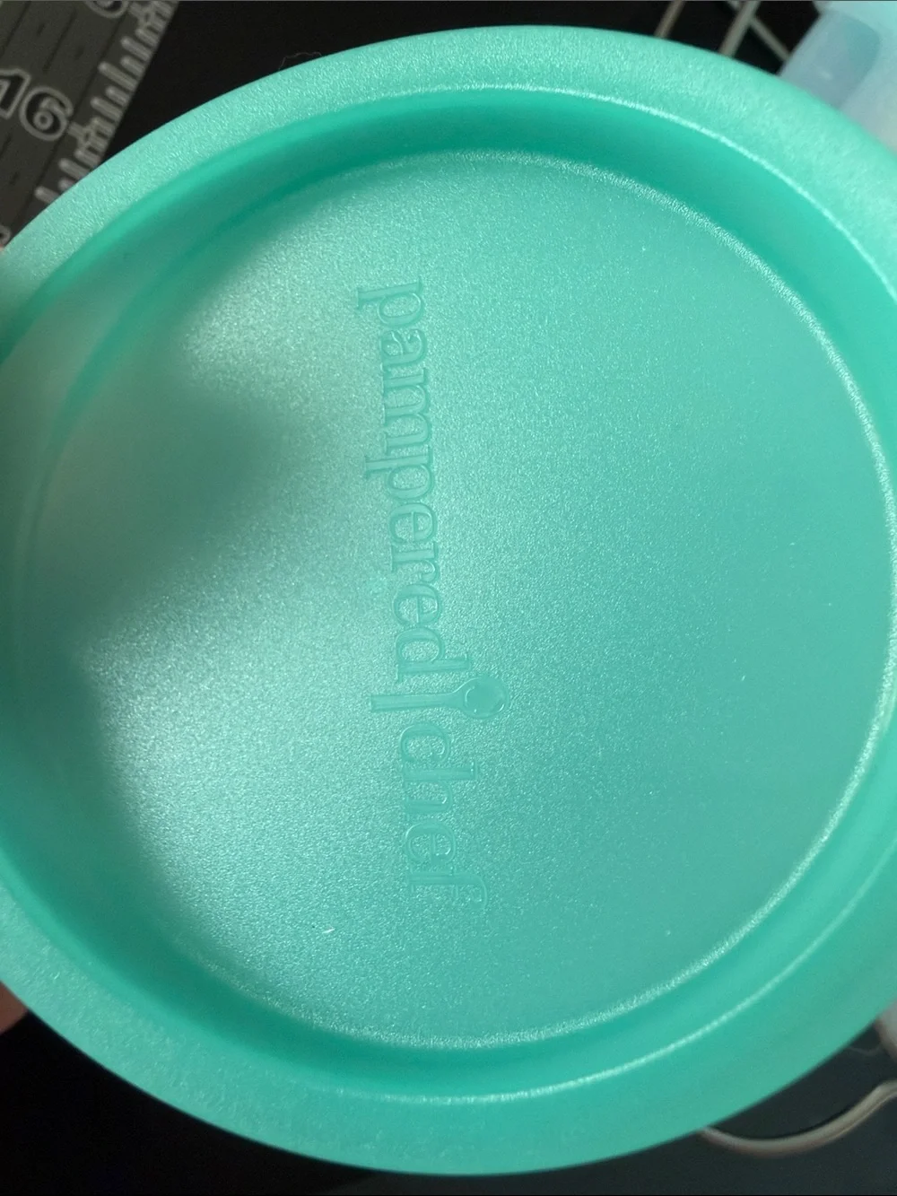 Pampered Chef Freezer Cups/Containers with Teal Lids And Rack - Set of 6